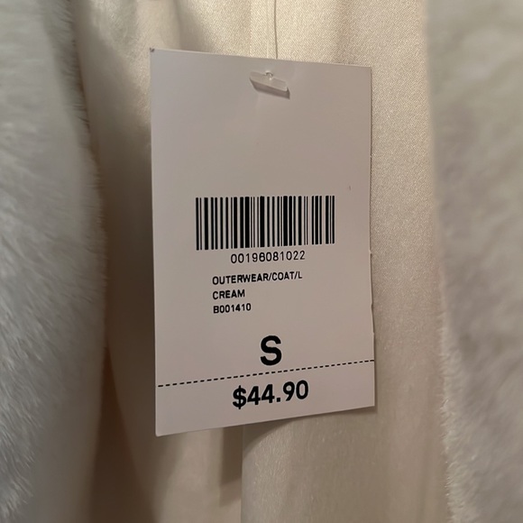 White/Cream Faux Fur Jacket - Picture 4 of 4